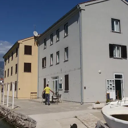 Jakov