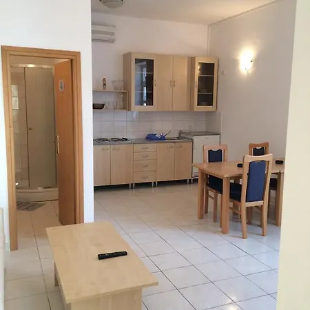Apartment Jakov *
